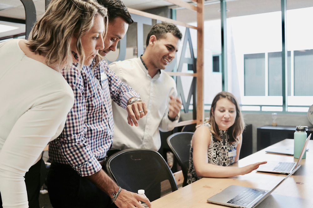 unsso-servicios-pymes-galicia Equipo UNSSO ofreciendo servicios integrales para pymes en Galicia
